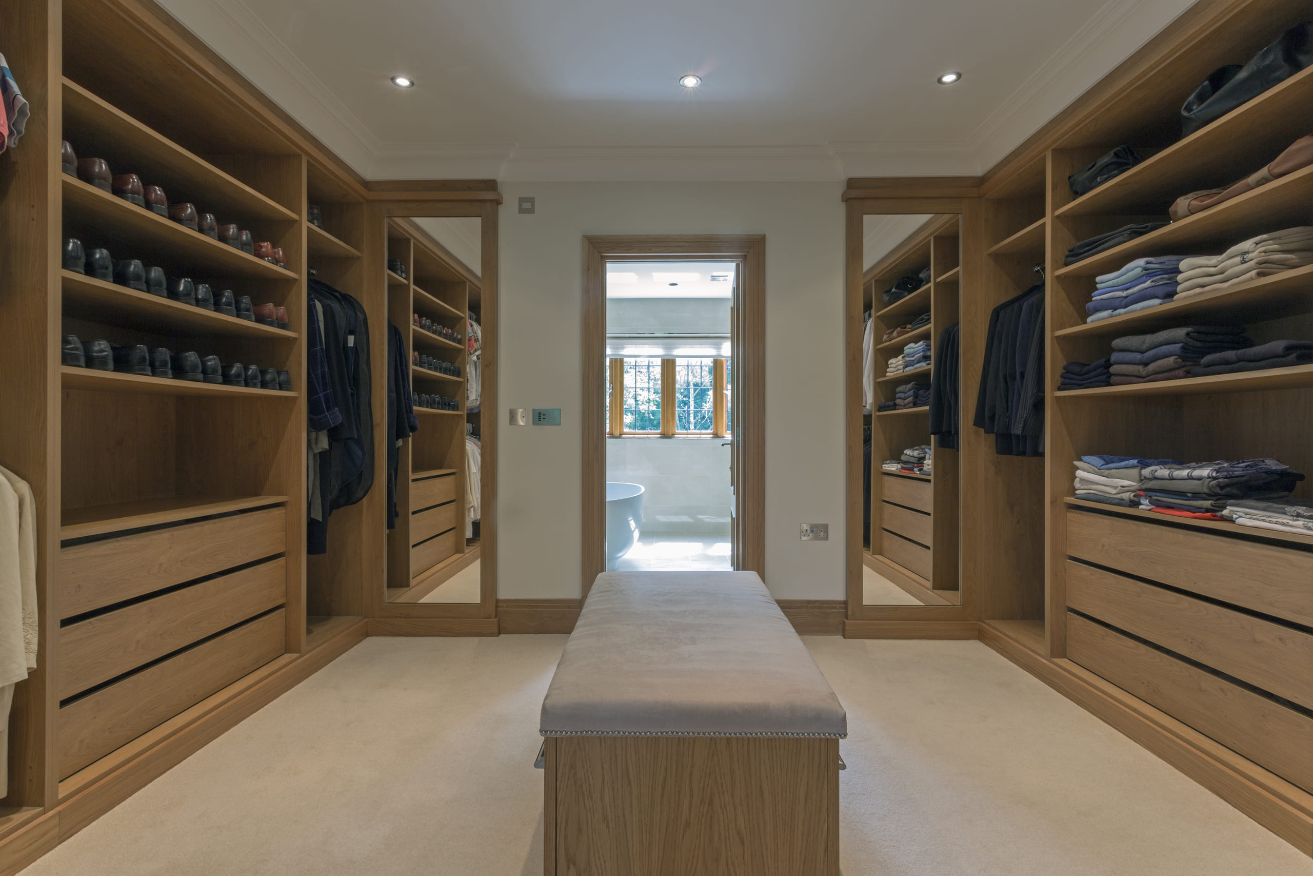 Oak Dressing Room